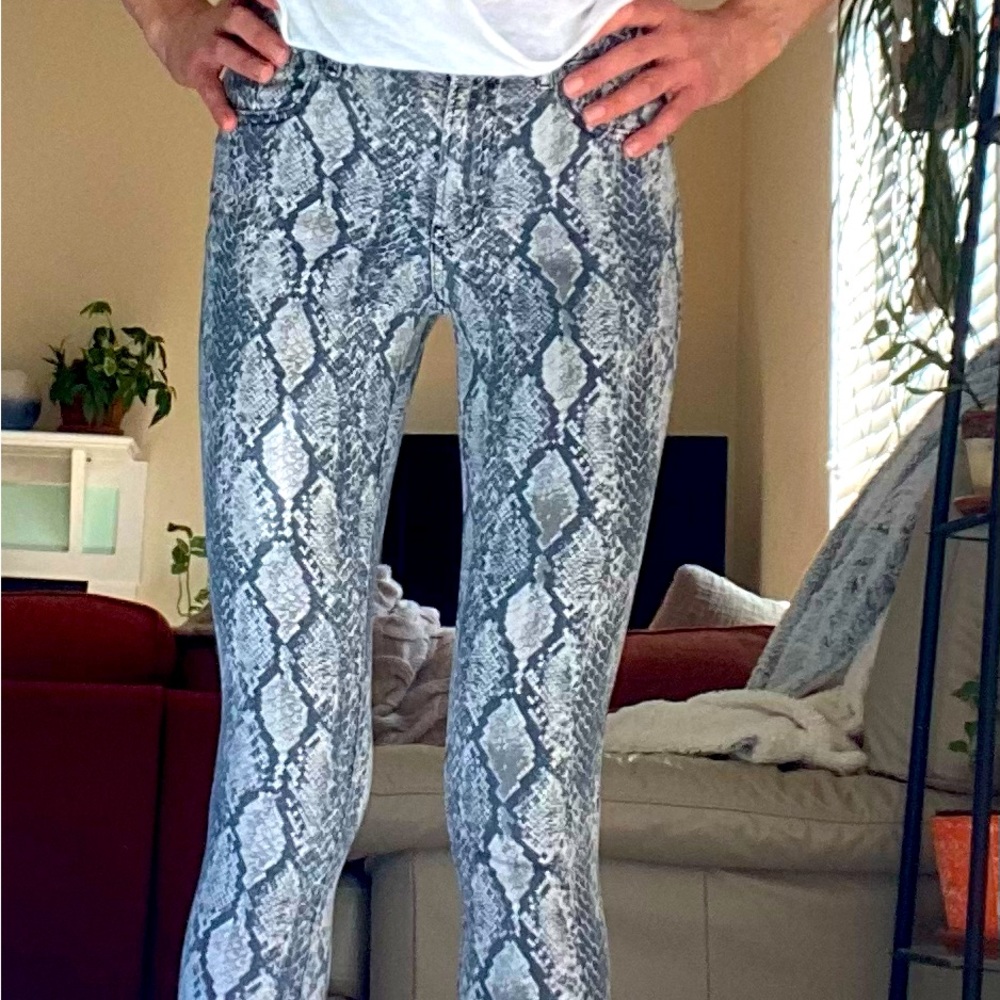 Cute express jeans never worn